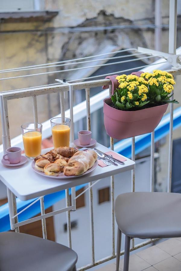 Reginella A Toledo Hotel Nápoly Kültér fotó
